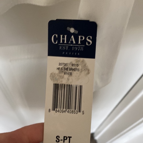 *NEW* “Chaps” white jacket; size small petite - Picture 7 of 11
